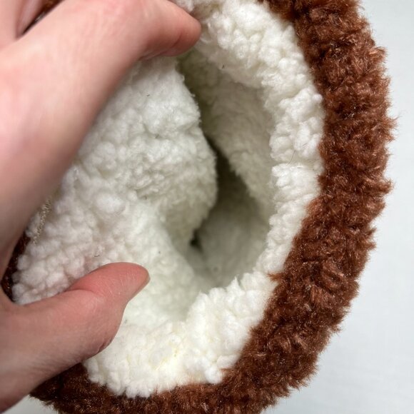 2 Pairs of Slipper Socks Brown Bear with Bows White Cable Knit Sherpa Faux Fur - Picture 7 of 13